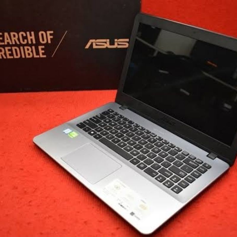 laptop Asus 14" a442ur i5 gen8 ram 4gb HDD 1tb