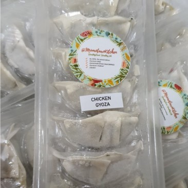 

chicken Gyoza Japanese Style