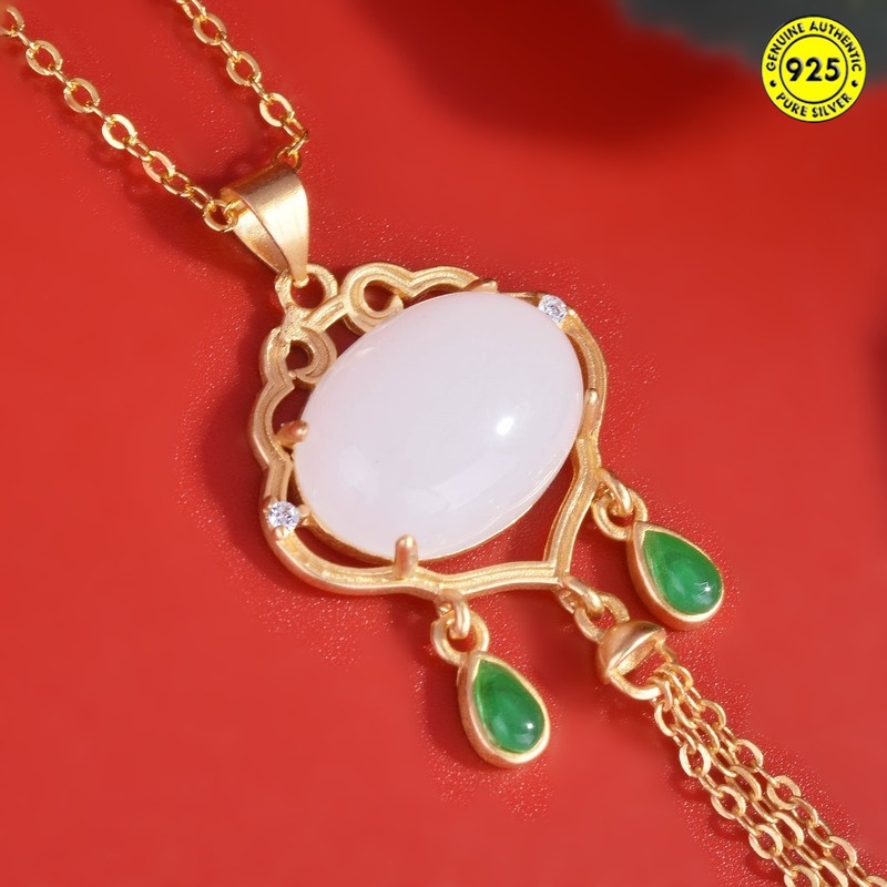 Kalung Rantai Dengan Liontin Rumbai Batu Chalcedony Natural Gaya Istana Ruyi Untuk Wanita