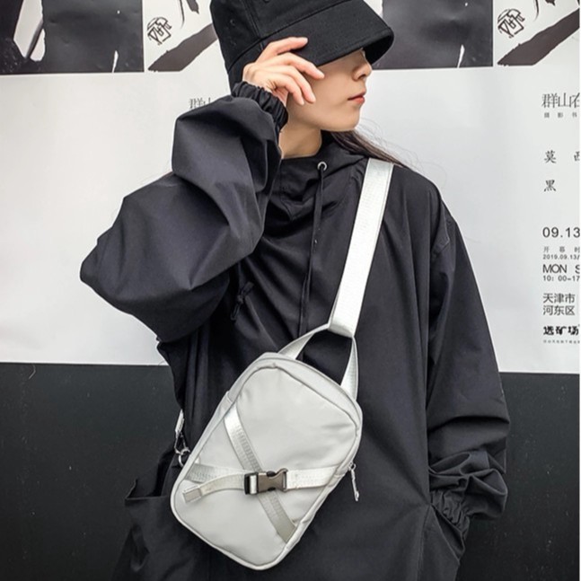 TAS SELEMPANG CENIO POLOS CASUAL STYLISH GAYA BARU 2020 POPULER REMAJA UNISEX LAKI LAKI PEREMPUAN