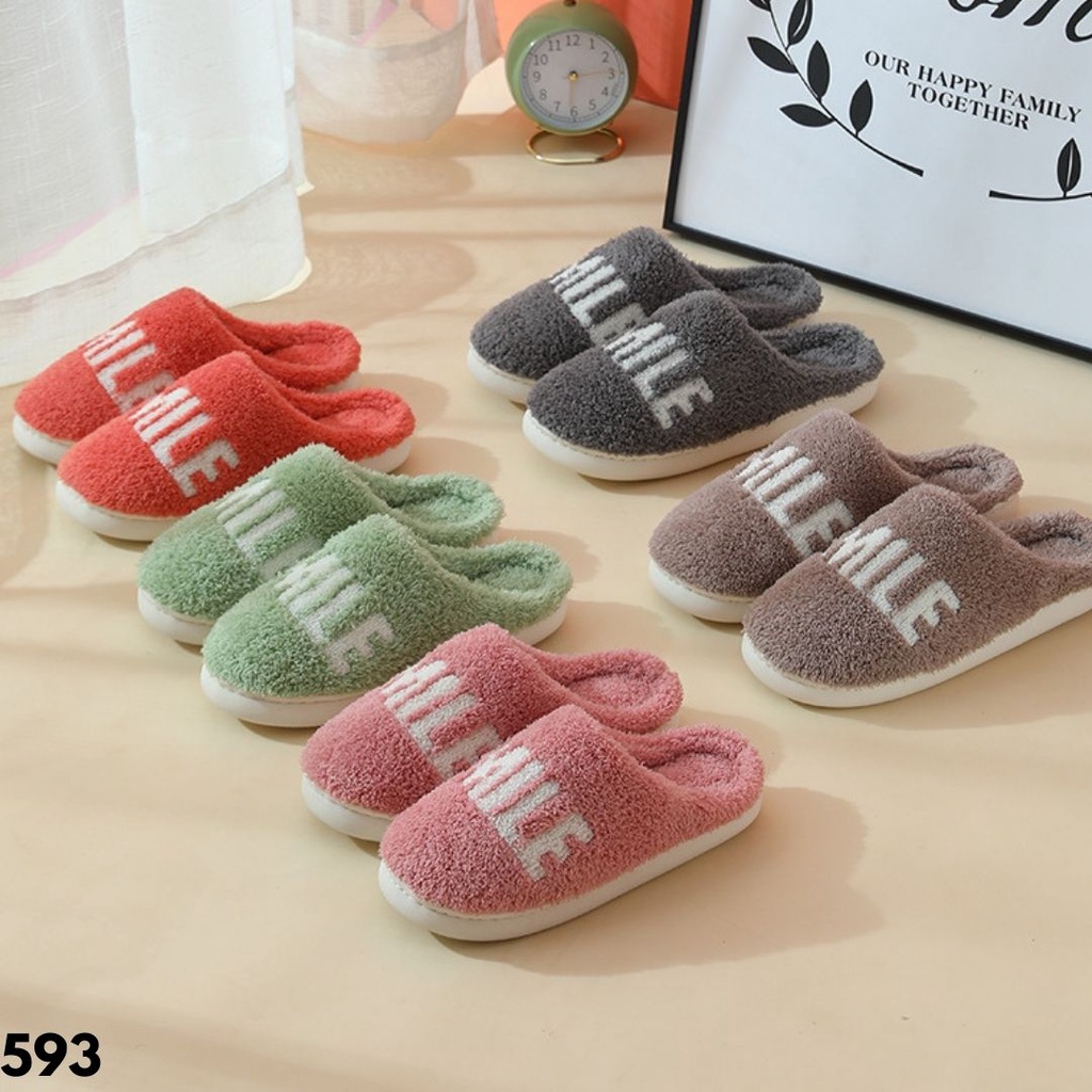 SANDAL SELOP WANITA PRIA MOTIF SMILE KEKINIAN HANGAT ADEM BAHAN OUTSOLE BULU-BULU IMPORT 593