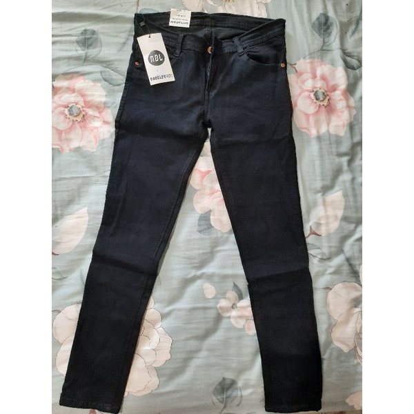 JEANS SKINNY HITAM NADELUS SIZE 30