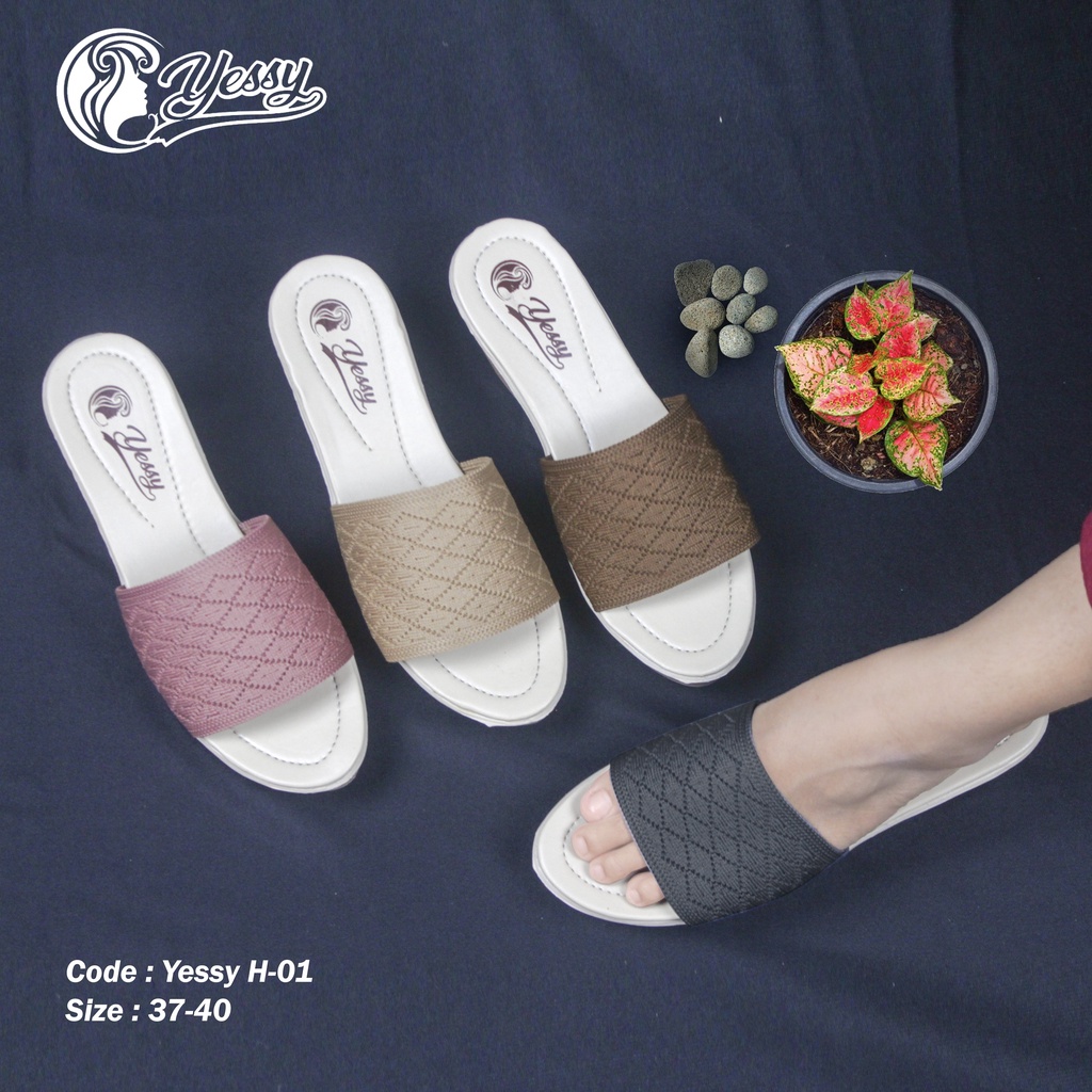 Wedges Wanita Sandal Wanita Terbaru YESSY H-01 (Model Slop RAJUT)