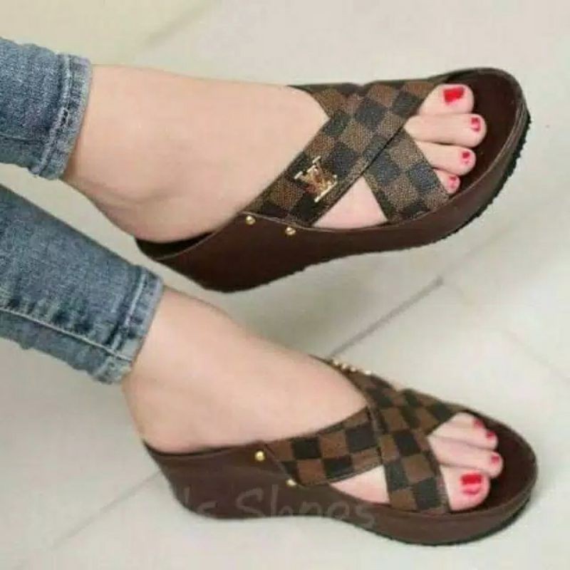 wedges lv silang