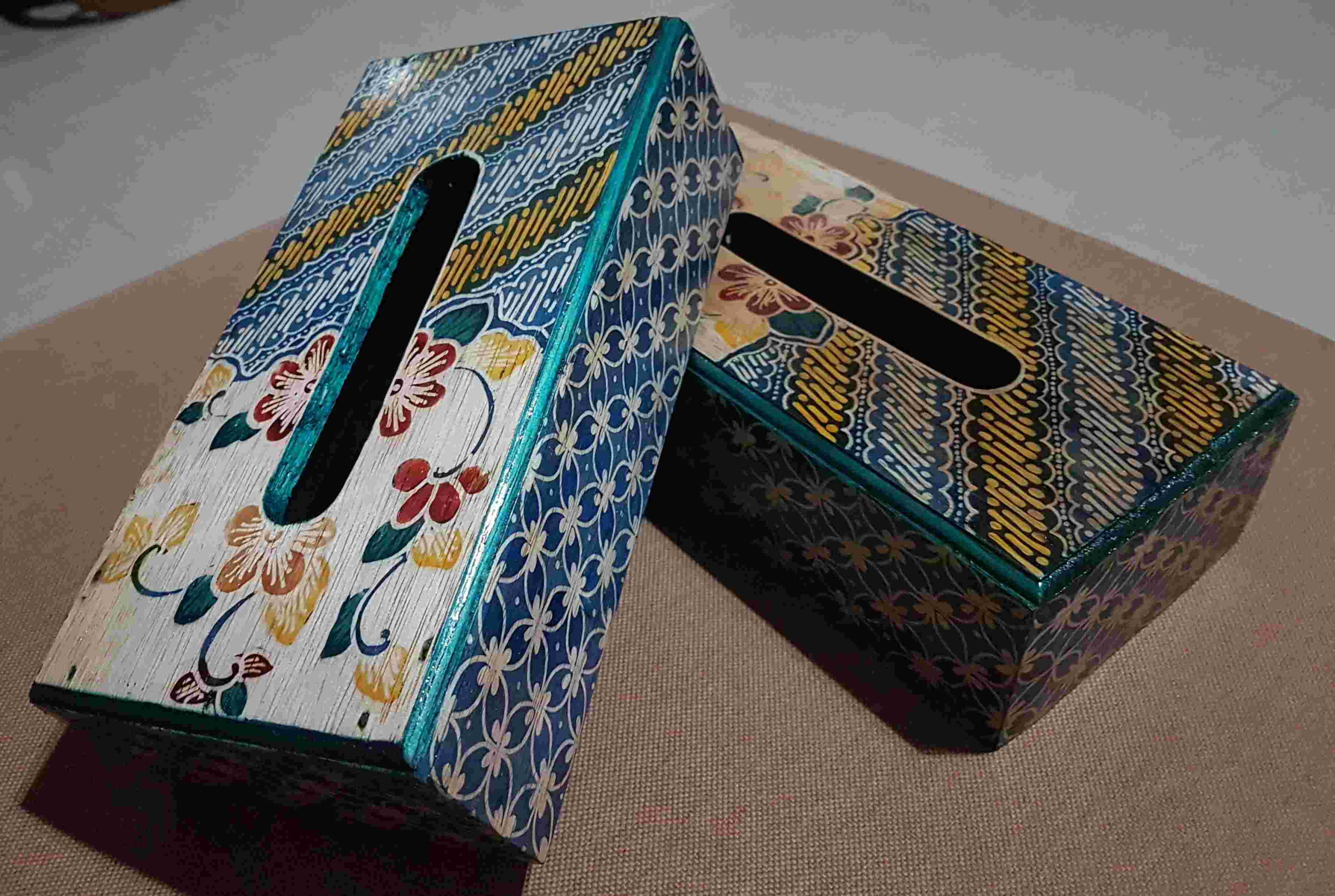 Kotak Tissue Batik Sogan Spesial Motif Parang Variasi