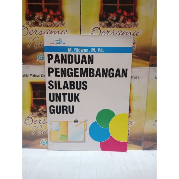 Jual BUKU ORIGINAL - PANDUAN PENGEMBANGAN SILABUS UNTUK GURU | Shopee ...