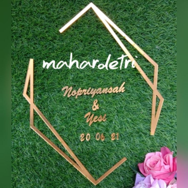 Set Akrilik Gold Garis Nama Tanggal bingkai 30x40cm (TANPA BINGKAI) --PO-- Laser cutting Mahar