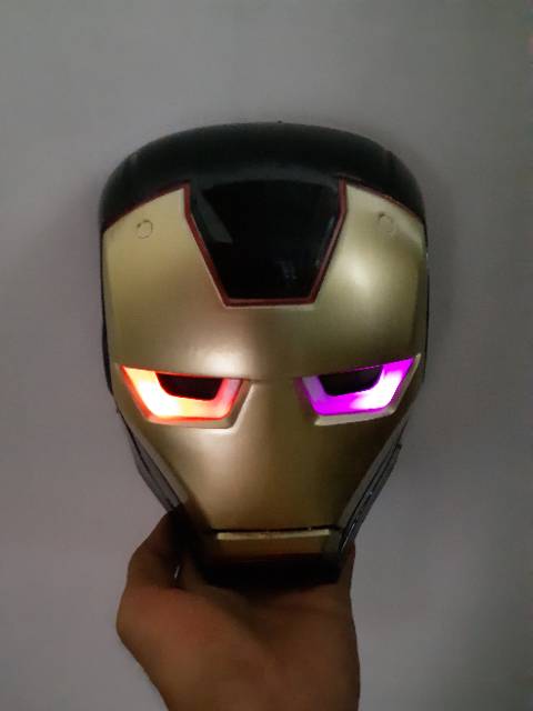 TOPENG IRONMAN HITAM ANAK COSPLAY AVENGERS IRON MAN - MAINAN EDUKATIF