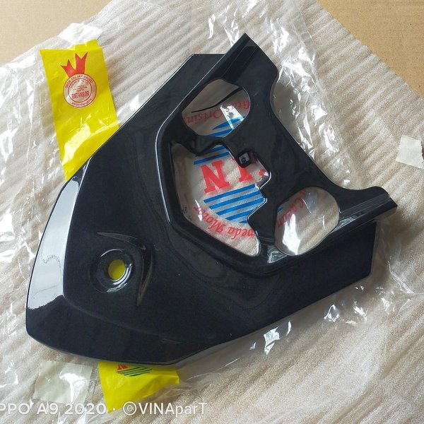 cover rr center tail sambungan body belakang vario techno 125 fi KZR hitam non ori