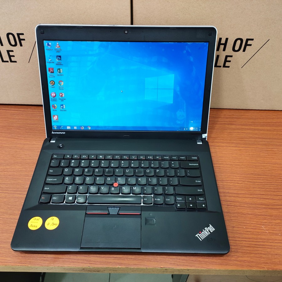 Laptop Lenovo Thinkpad 14inch Intel core i3 Ram 4GB HDD 320GB HITAM