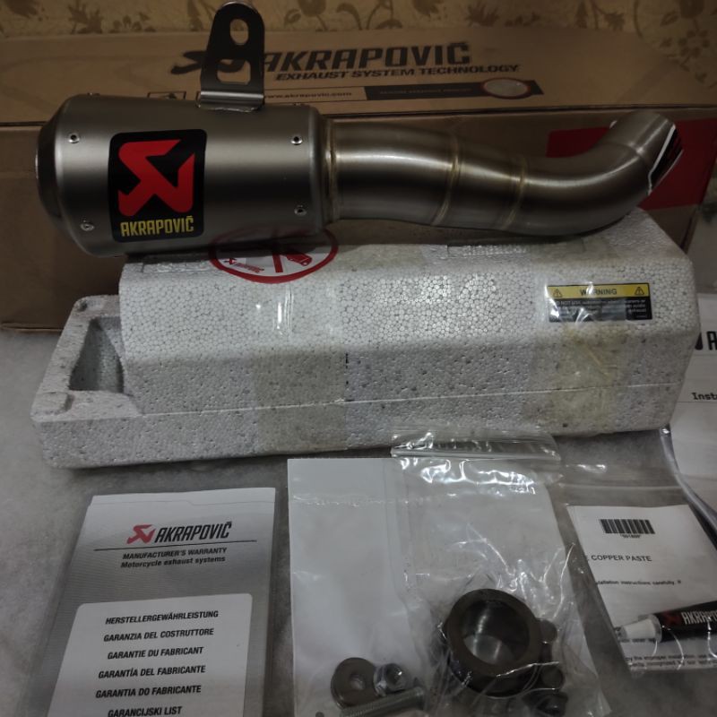 Akrapovic GP style R25 MT25