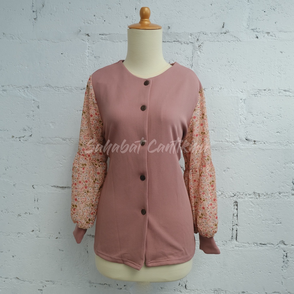 Atasan  Bahan Rajut Busui Lengan Balon Original By Cavel