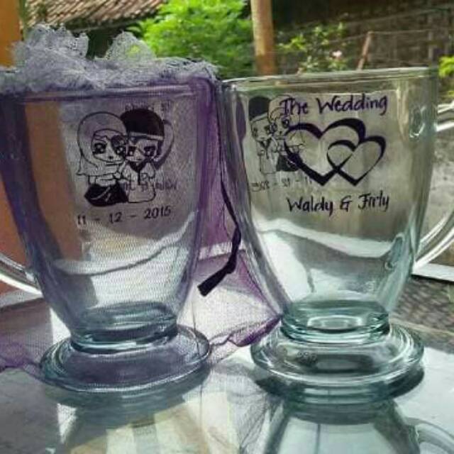 Souvenir gelas piala atau aladin