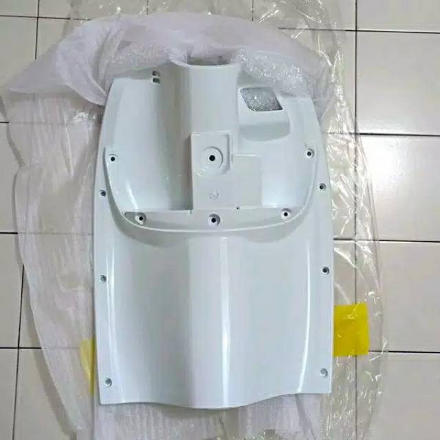 cover inner lower legshield kontak scoopy fi k16 putih