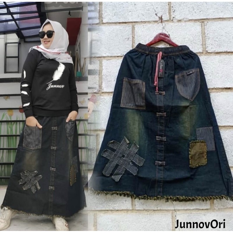 Skirt / Rok by Junnov Original