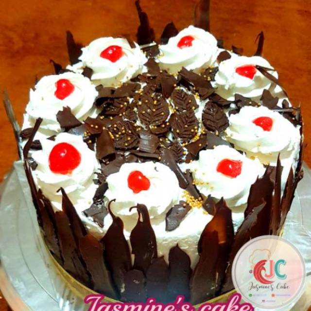 KUE TART ULANG TAHUN/BLACKFOREST CAKE/KUE ULTAH MURAH/KUE CUSTOM