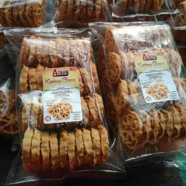 

Kue kembang goyang