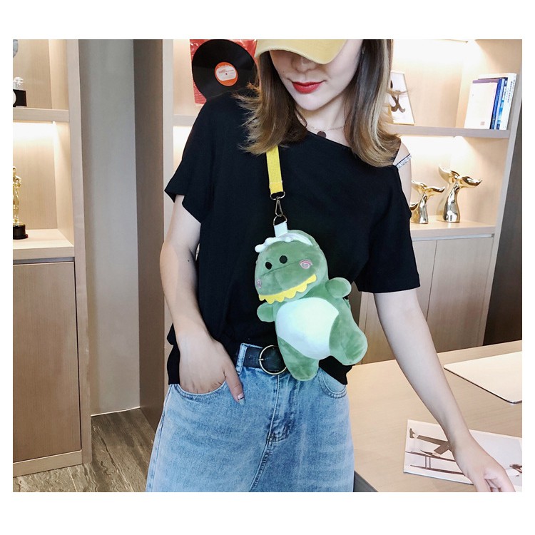 Tas Dino Tas Boneka Motif Dinosaurus Tas Selempang Bahu Kartun Dinosaurus/Tas Dinosaurus Boneka Selempang Dino Import / Tas Dino Bahan Plush Bentuk Kartun Dinosaurus Gaya Korea [KIRIM DARI JAKARTA]