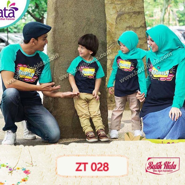 kaos keluarga couple family Muslim Kaos Keluarga couple feshion muslim kaos keluarga