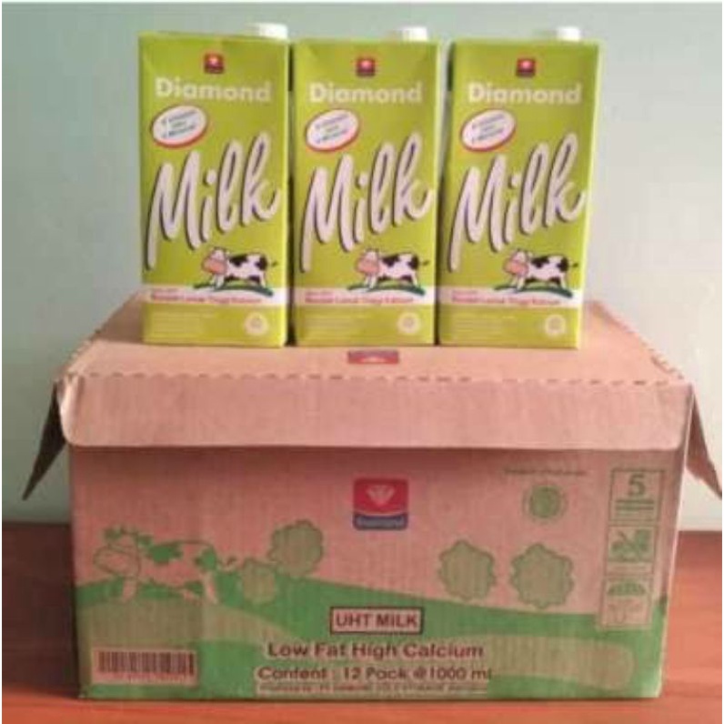 

PROMO 1 KARTON SUSU UHT DIAMOND LOW FAT