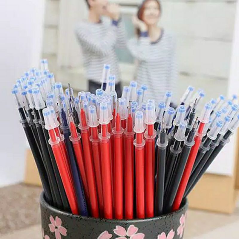 

Refill Pulpen Pen Gel Warna Hitam l Merah l Biru 0,5 mm Casing Pen