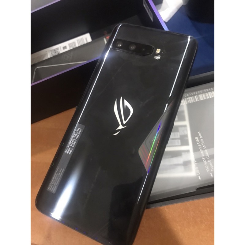 ASUS PHONE ROG 3 - Ram 8 / 128