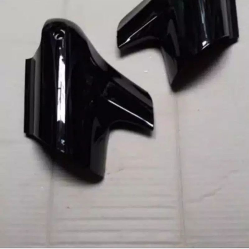 tutup spakbor depan satria hiu