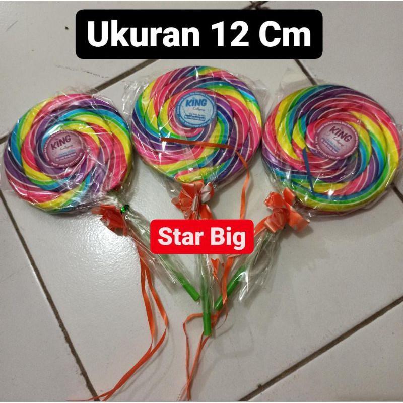 

Permen Lolipop King Candy Warna Warni Besar Bentuk Bulat 11.5cm -12cm