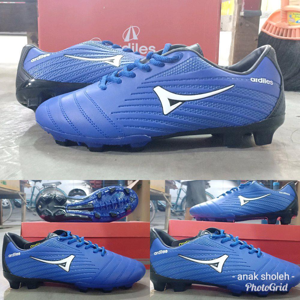 Sepatu Bola Ardiles Warna Biru