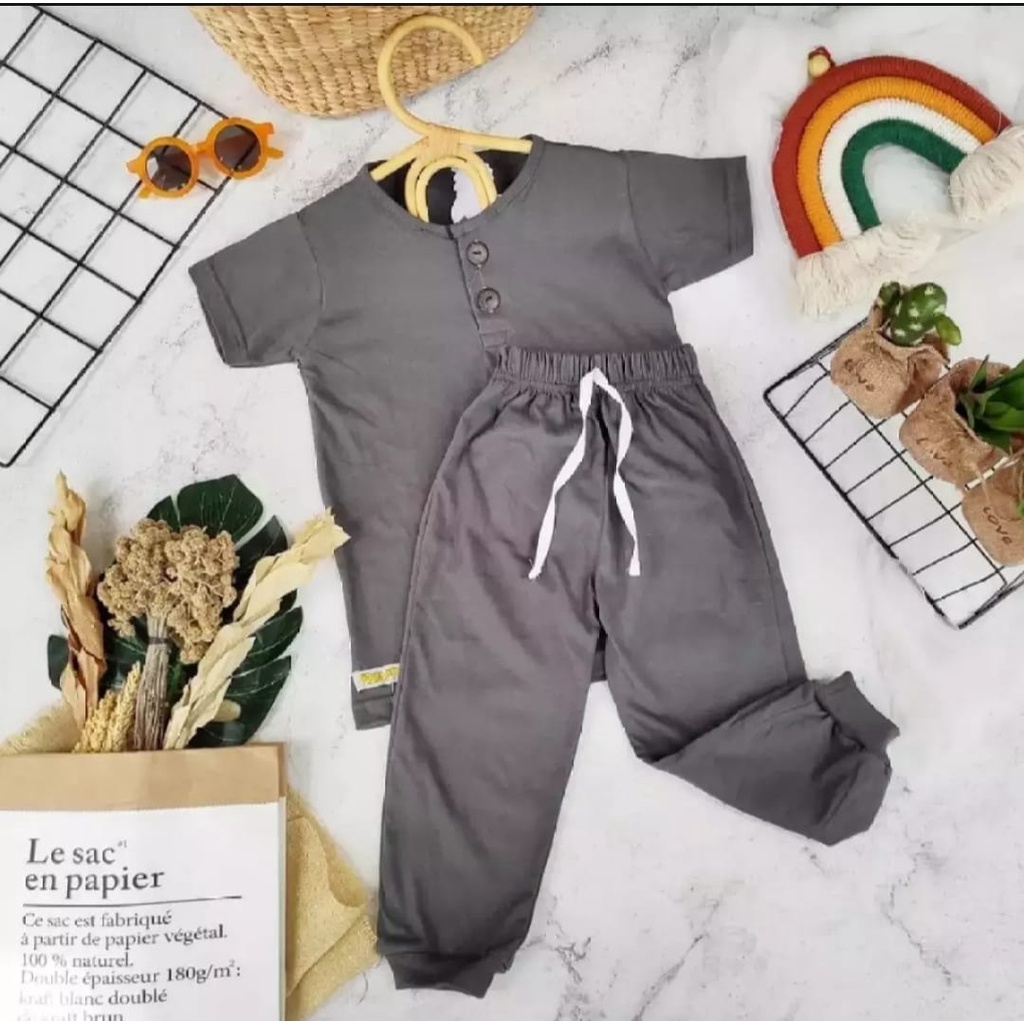 SETELAN KIANO PANJANG 1-5 TAHUN BAHAN BABYTERRY ADEM NYAMAN DI PAKAI REAL PICT SESUAI GAMBAR YA MOMS MAAF UNTUK WARNA RANDOM BISA UNTUK ANAK LAKI LAKI DAN PEREMPUAN/BAJU ANAK LAKI LAKI /BAJU ANAK PEREMPUAN BISA PILIH WARNA