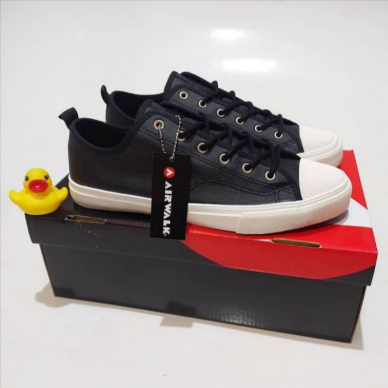 Sale 70% Sepatu Original Pria Airwalk Leonard Black BNIB termurah