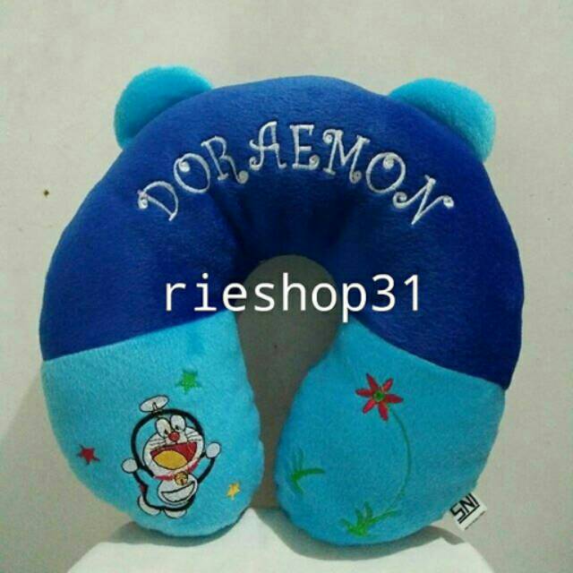 Bantal leher karakter doraemon Biru