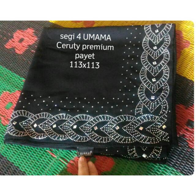 Jilbab segi empat UMAMA
