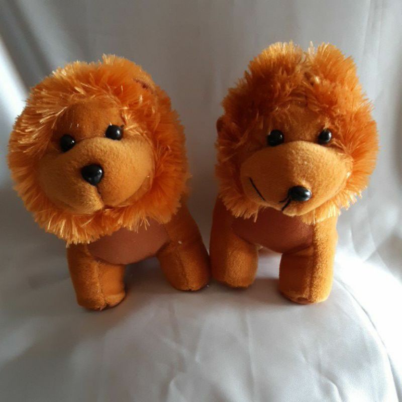 Boneka Lion