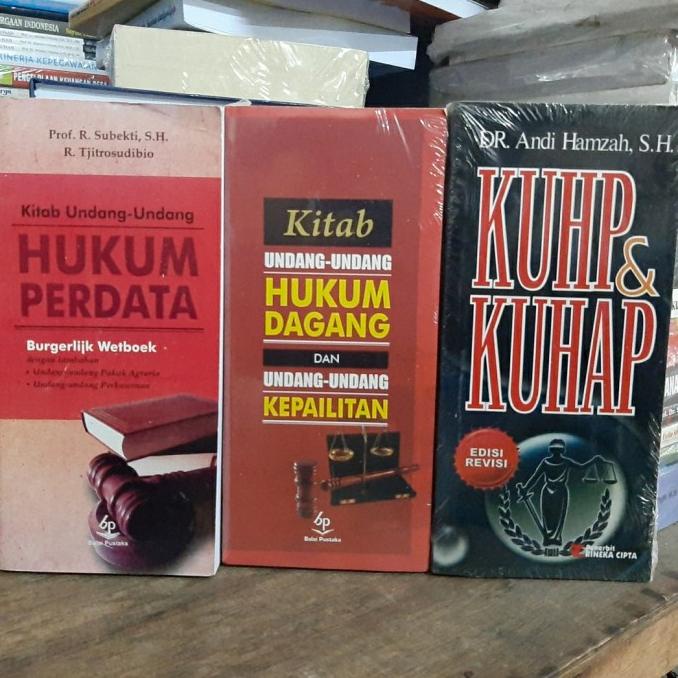 

Buku paket kitab 3 buku( KUHD, KUHPer dan KUHP & KUHAP ) PROMO