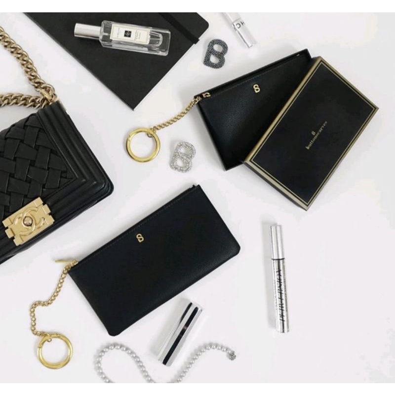 The amy wristlet by Buttonscarves - Black