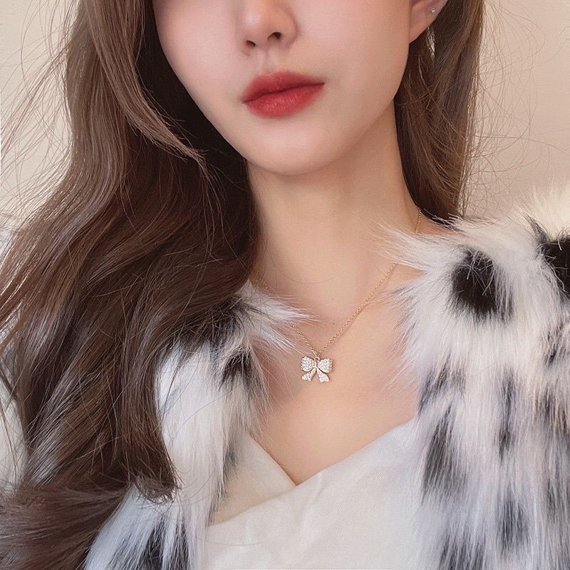 Kalung Titanium Ribbon Mata Tanam Wanita Korean