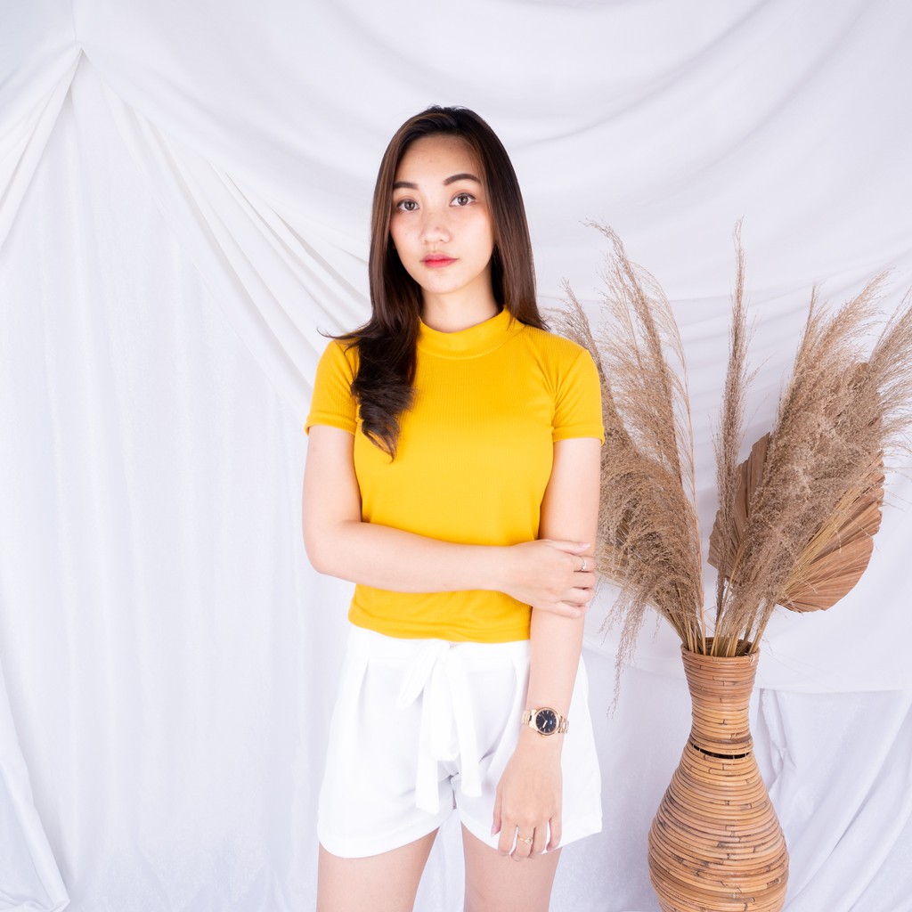 Turtleneck Carenina RIB / Tshirt Kaos Turtle Neck Wanita-MUSTARD