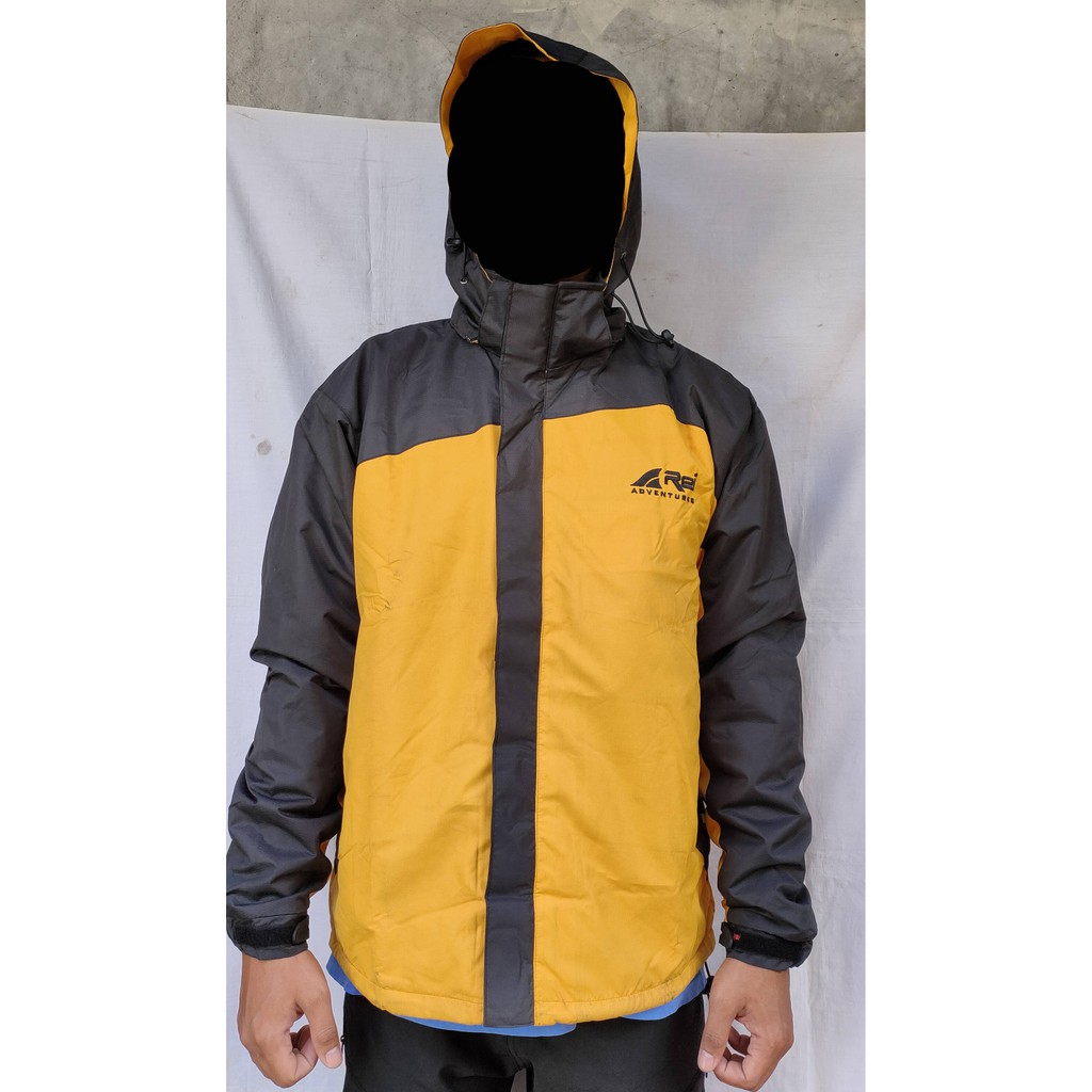 Jaket Gunung REI Adventure Robson R