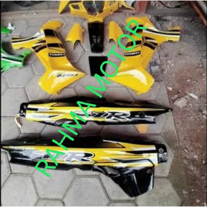 cover body set halus fiz r kuning hitam