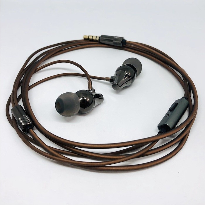 MAXI R2 High Grade Monitor Noise Isolation Metal Earphone With Mic