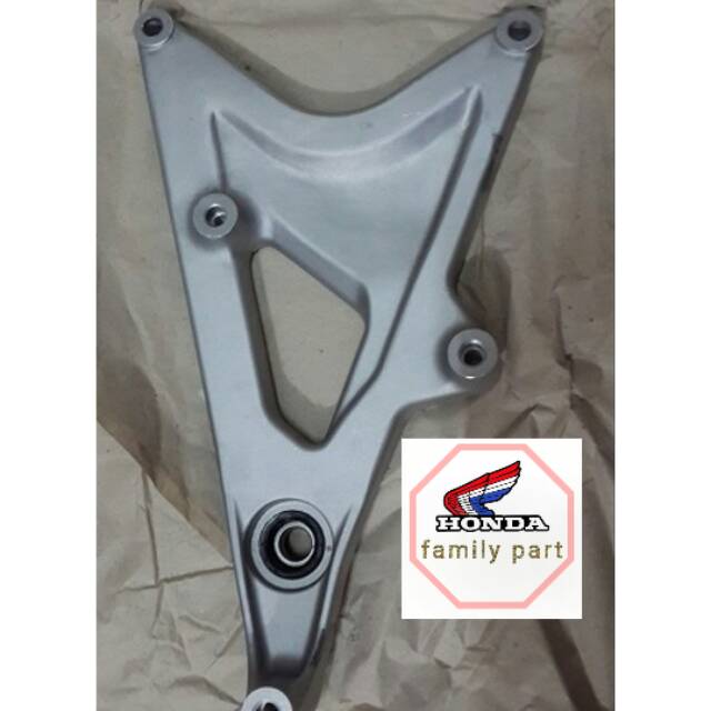 52100-KZR-600 Swingarm Vario125 Old, Arm Assy Vario125 Old