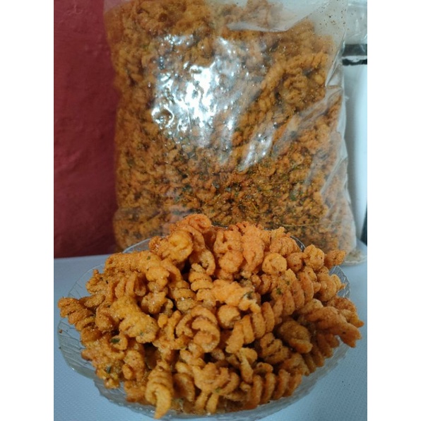 

Cemilan makaroni spiral pedas daun jeruk 250gram