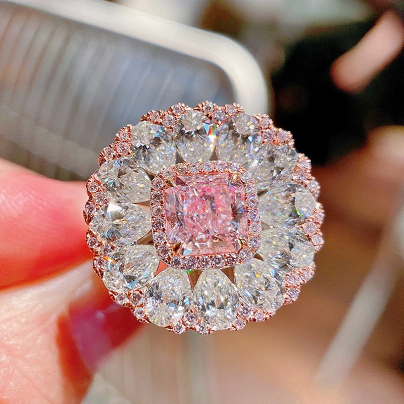 Cincin Pernikahan Desain Bunga Hias Cubic Zirconia AAA Warna Pink Gaya Mewah Berkilau Untuk Wanita