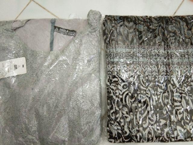 Couple Kezia Midi Tunik Silver Brukat/ Sarimbit