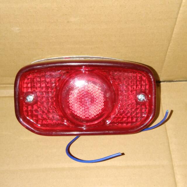 Stoplamp assy lampu belakang yamaha v75 L2g
