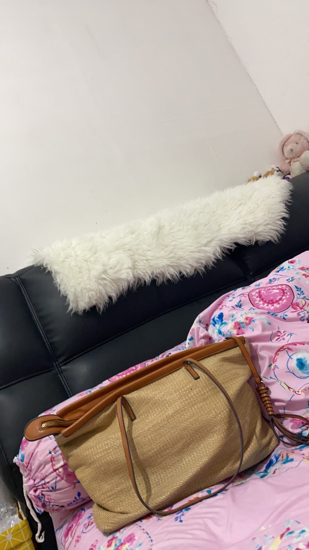 Karpet Bulu Korea Bentuk Ikan Rabbit Fur