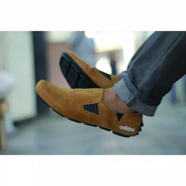 sepatu ADIDAS SLIP ON PRIA CASUAL TERLARIS HARGA GROSIR santai selop pria