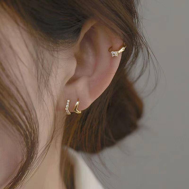 Fashion Trendy Wanita Anting Titanium/Mini Gold Mini Ladies Stills/Simple Fashion Ping Ear Cube Cube Oksidasi Anting Vermiculite Anting