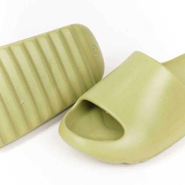 Blow BLAS 0017 Monstera Yeezy Slide Sandal Karet Bahan Phylon-8